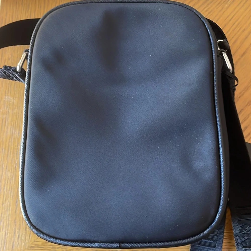 DKNY Gigi Flight Crossbody Bag Color-Black Size- 8 1/2” x 6 1/2” NWT
